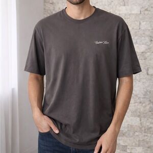 Calvin Klein Jeans Dark Brown Short Sleeve Tee size XXL